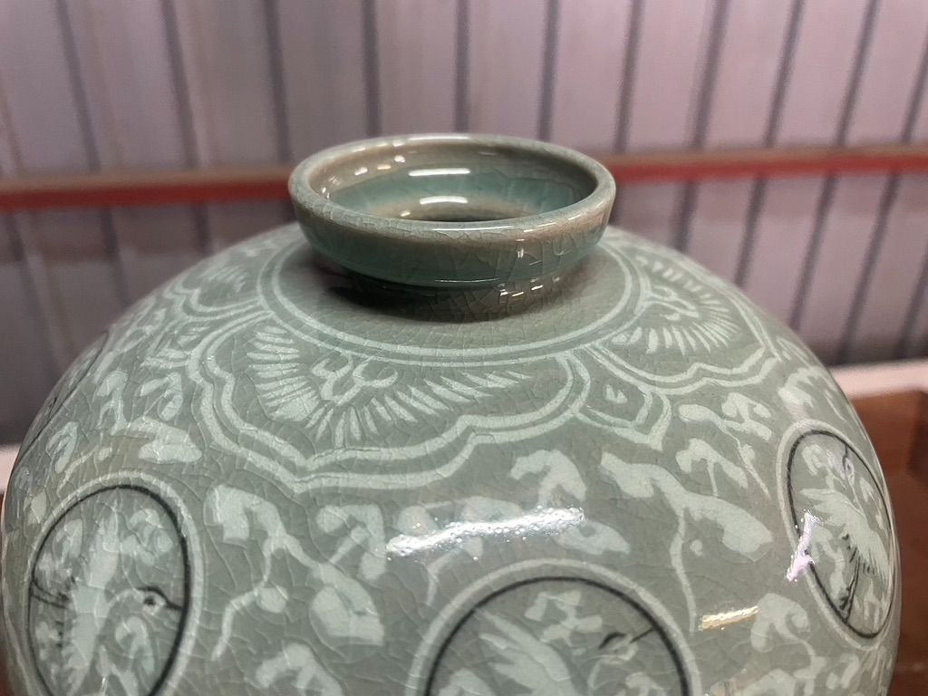 花瓶 高麗青磁 海泉作 網目 雲鶴象嵌 青磁鉄地象嵌雲鶴文梅瓶 高麗時代(12c) H.26.3 Dia.15.7 cm 第22