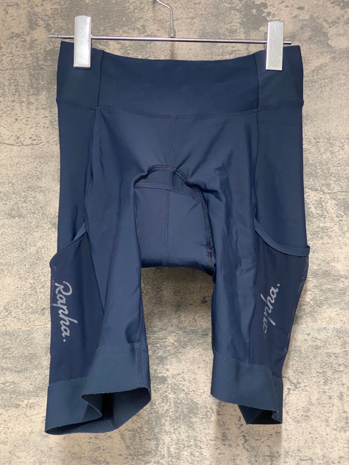 IX365 ラファ Rapha WOMEN S CORE CARGO SHORTS レーサーパンツ 紺 S