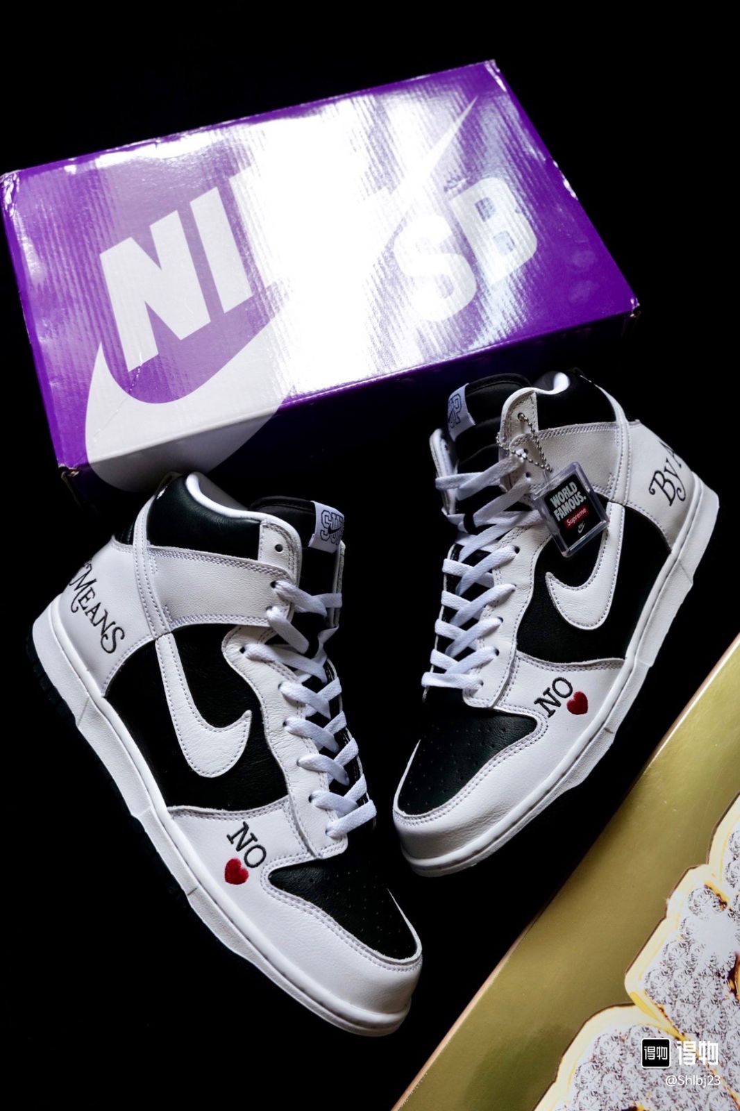 Supreme シュプリーム スニーカー NIKE SB DUNK HIGH OG QS By Any Means (DN3741-002) 22SS  ナイキ ダンク ハイ バイ エニー ミーンズ ブラック ホワイト 黒 白 US11 コラボ シューズ 靴 - メルカリ