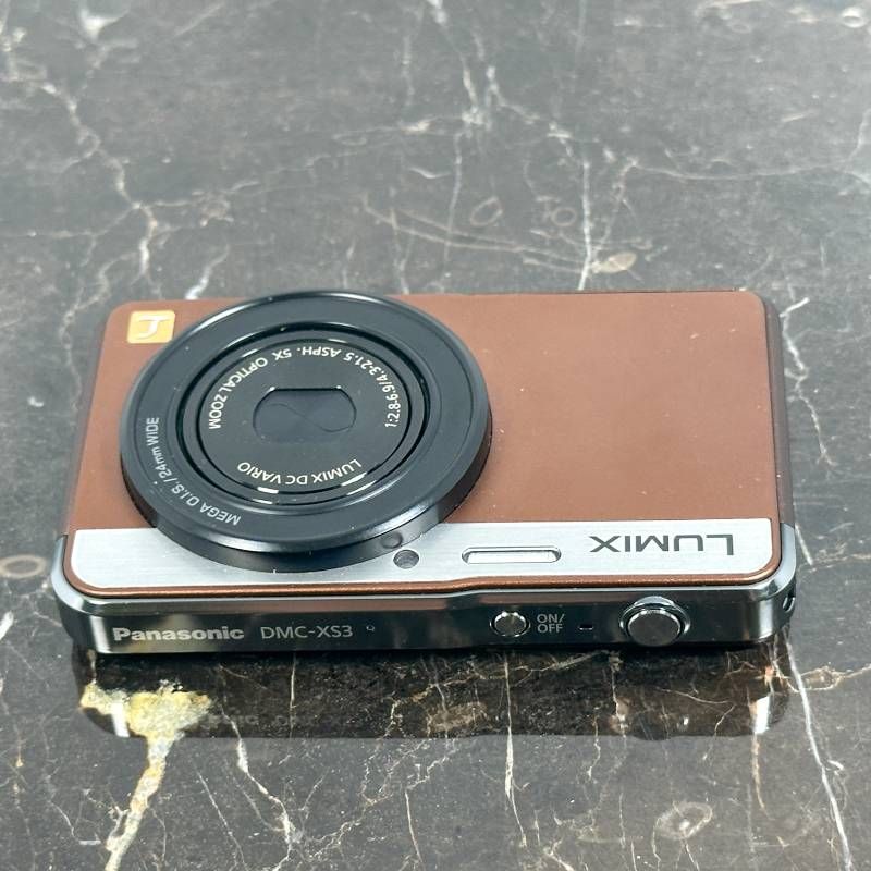 美品】Panasonic LUMIX DMC-XS3 ブラウン - メルカリ