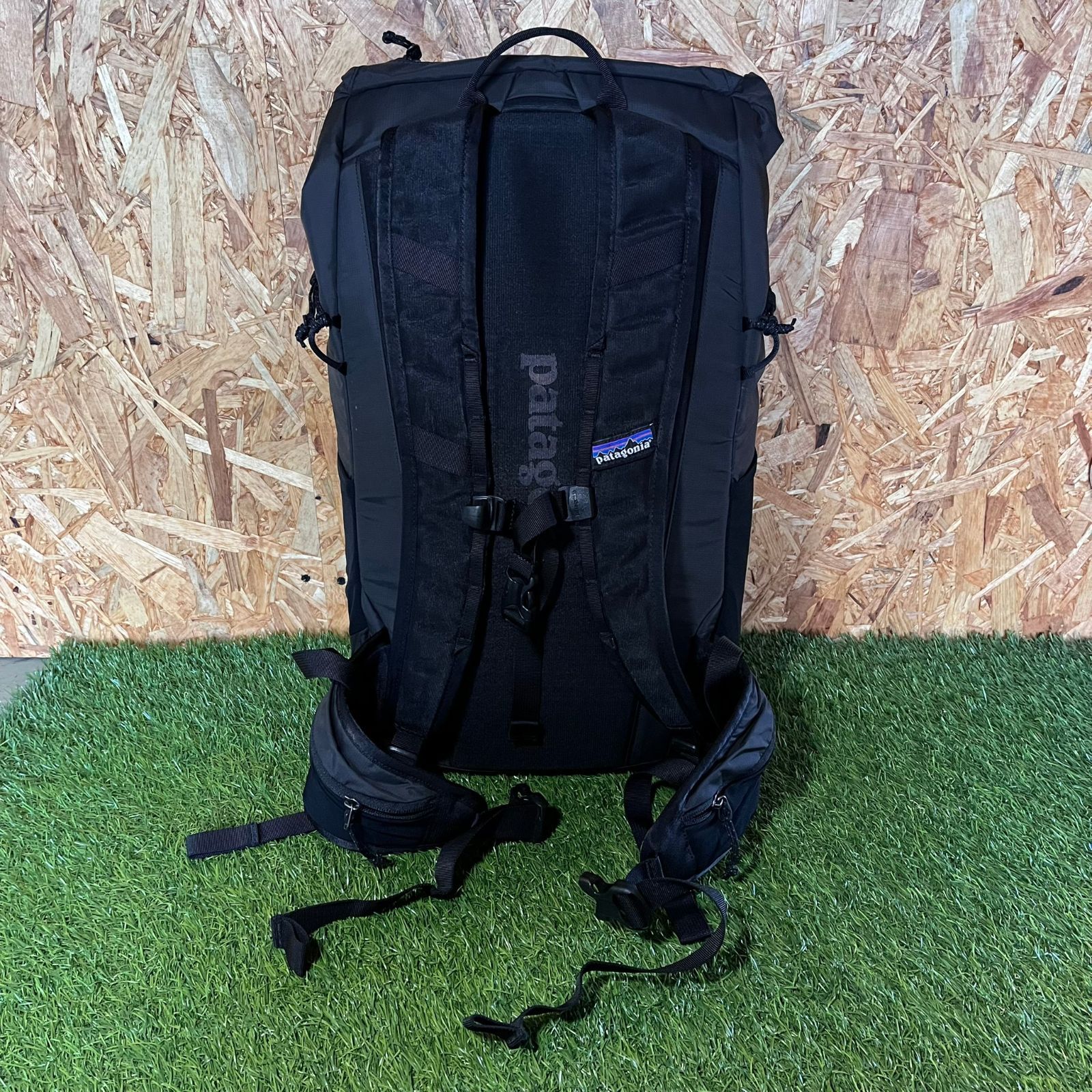 ストア パタゴニア テラヴィアパック 36L（Sサイズ/ブラック