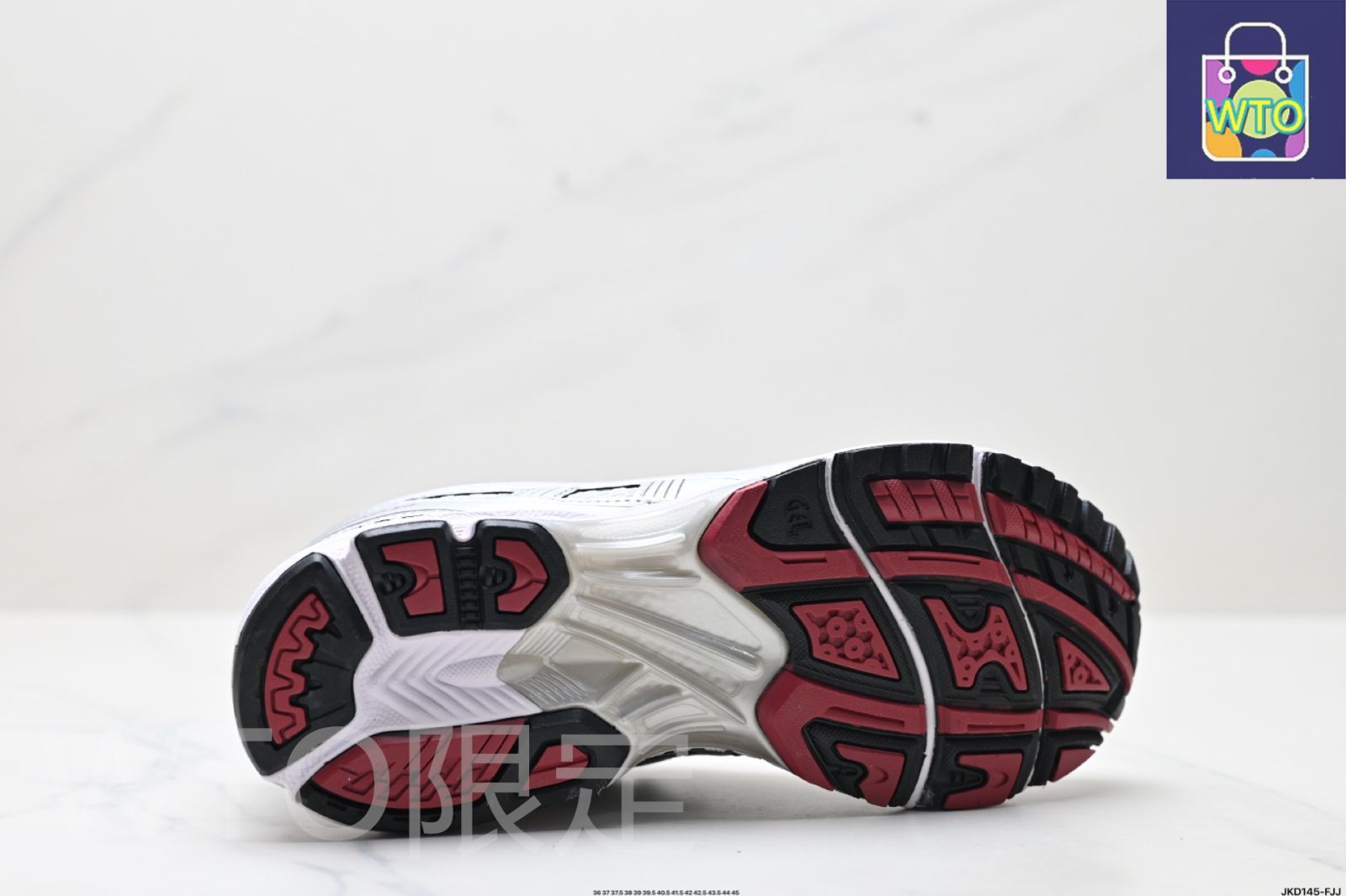 Asics（アシックス）Gel-Kayano 14 シルバーグレーグリーン