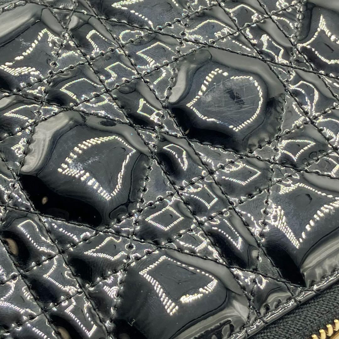 パテントレザー