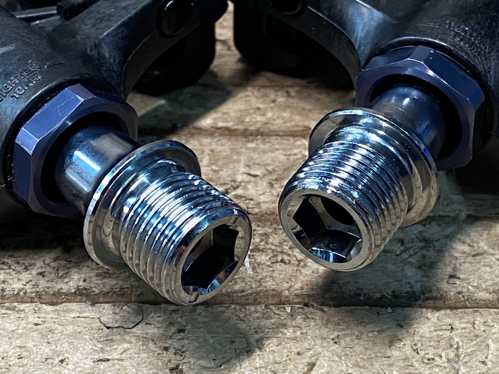 シマノアルテグラ　R8000 ビンディングペダル　綺麗 IY672 シマノ SHIMANO アルテグラ ULTEGRA PD-R8000 ビンディング