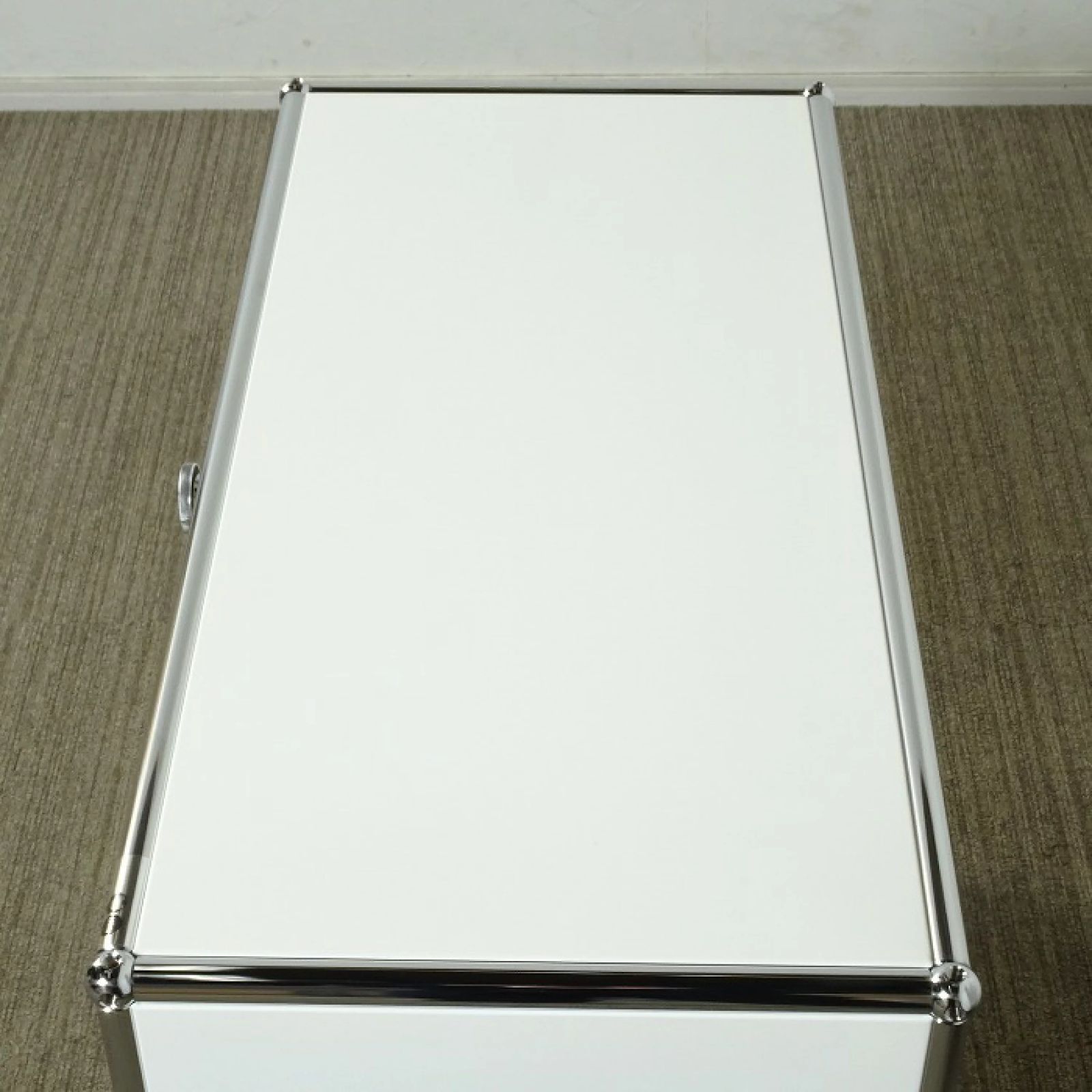 ◾︎SELUNO◾︎ 【展示超美品】USM Haller USMハラー 2段サイドボード