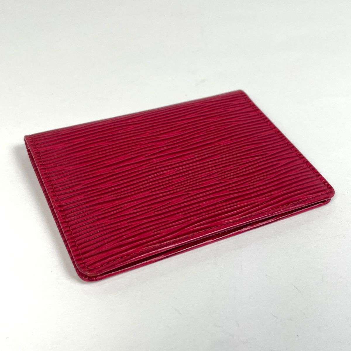 ルイ ヴィトン Louis Vuitton ポルト 2 カルト ヴェルティカル カードケース 証明書ケース パスケース エピ カスティリアンレッド M63207 レディース