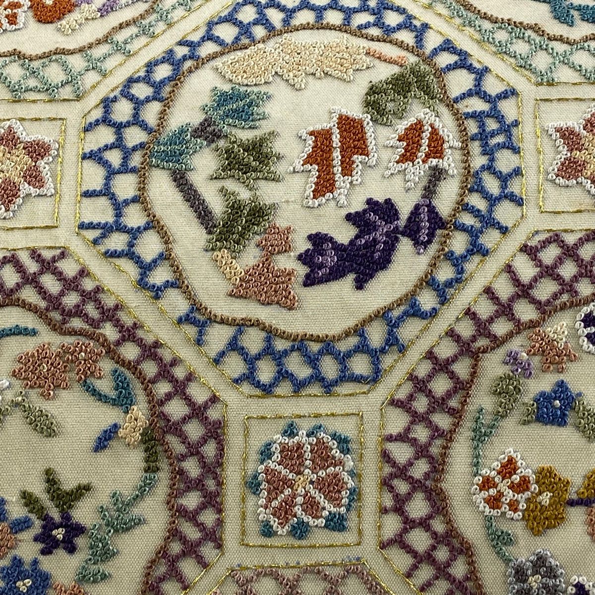 袋帯 蜀江文 草花 相良刺繍 金糸 ベージュ 六通 正絹