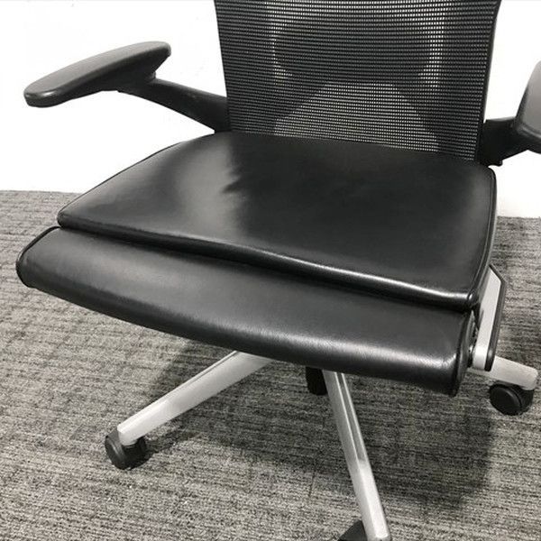 事務イス　ブラック　肘あり　ヘイワース　X99　オフィスチェア X99チェア タスクチェア ランバーサポート付 オフィスチェア HAWORTH