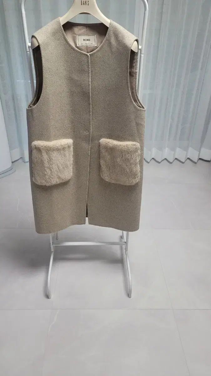 BCBG ベスト ロング丈