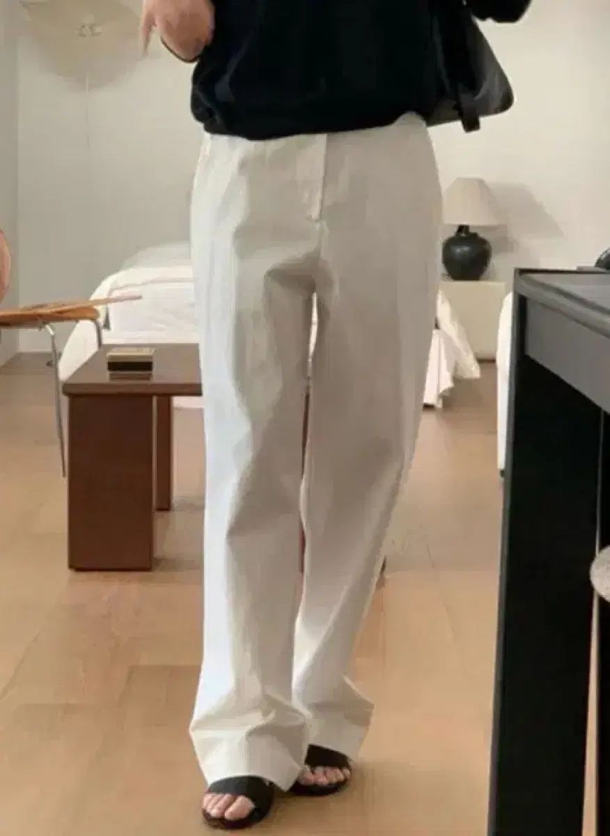 ベルガモット ノートン コットン ストレート パンツ M