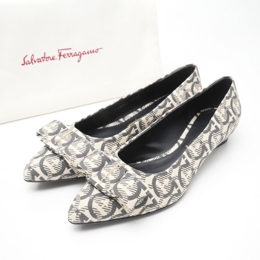 新品未使用　フェラガモ 6サイズ　VIVAフラット パンプス Yahoo!オークション - サルヴァトーレ フェラガモ Ferragamo 未