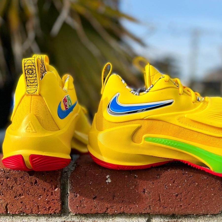 NIKE ZOOM FREAK 3 'UNO YELLOW' ナイキ ズーム フリーク 3 ヤニス 