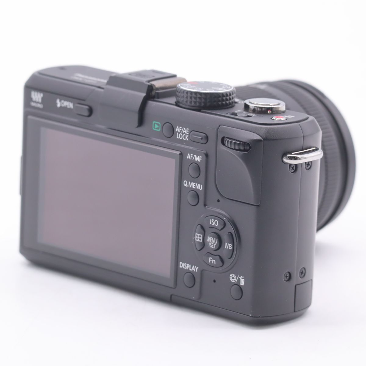 6標準ズームレンズ付属