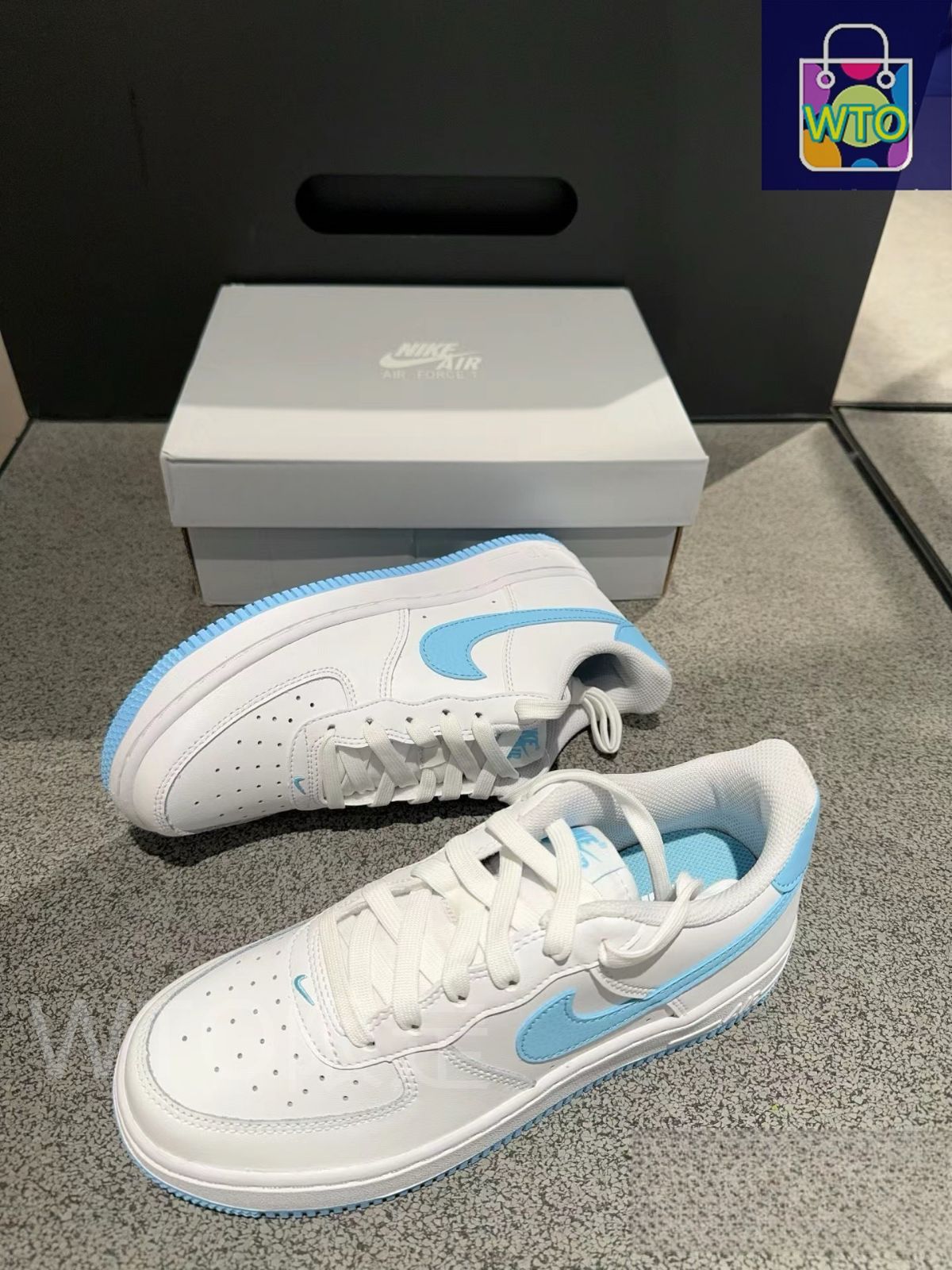 NIKE ナイキ AF1 LOW 07 LX 高級感漂うブルーオーストリッチ♪ NIKE AIR FORCE 1 '07 ナイキ エアフォース1 07 メンズ
