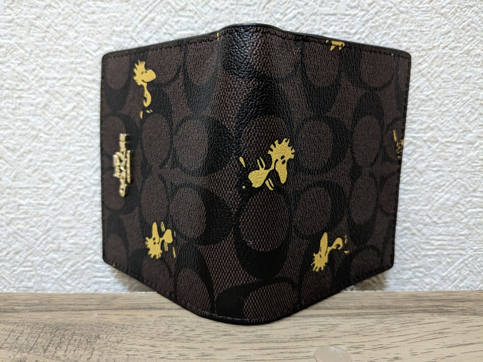 ☆新品未使用☆ COACH×PEANUTS ウッドストック 折りたたみ財布 - メルカリ