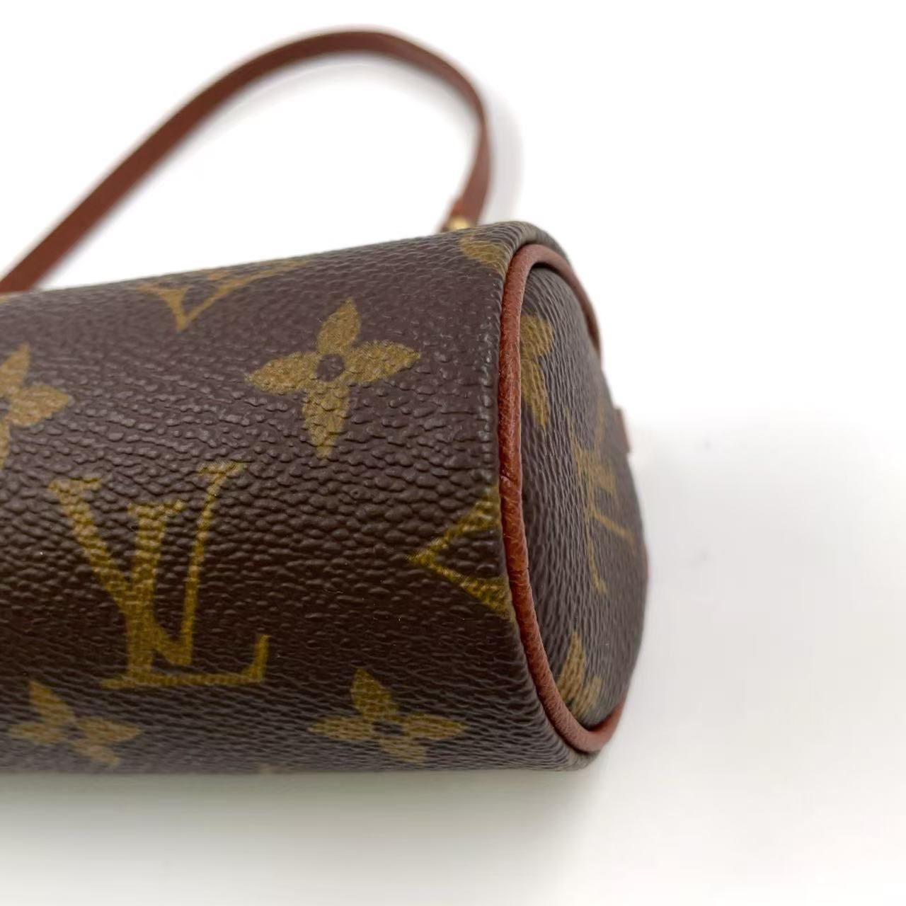 LOUIS VUITTON ルイヴィトン　パピヨン　バック　ポーチ　旧型モデル LOUIS VUITTON パピヨン バック ポーチ 旧型モデル モノグラム