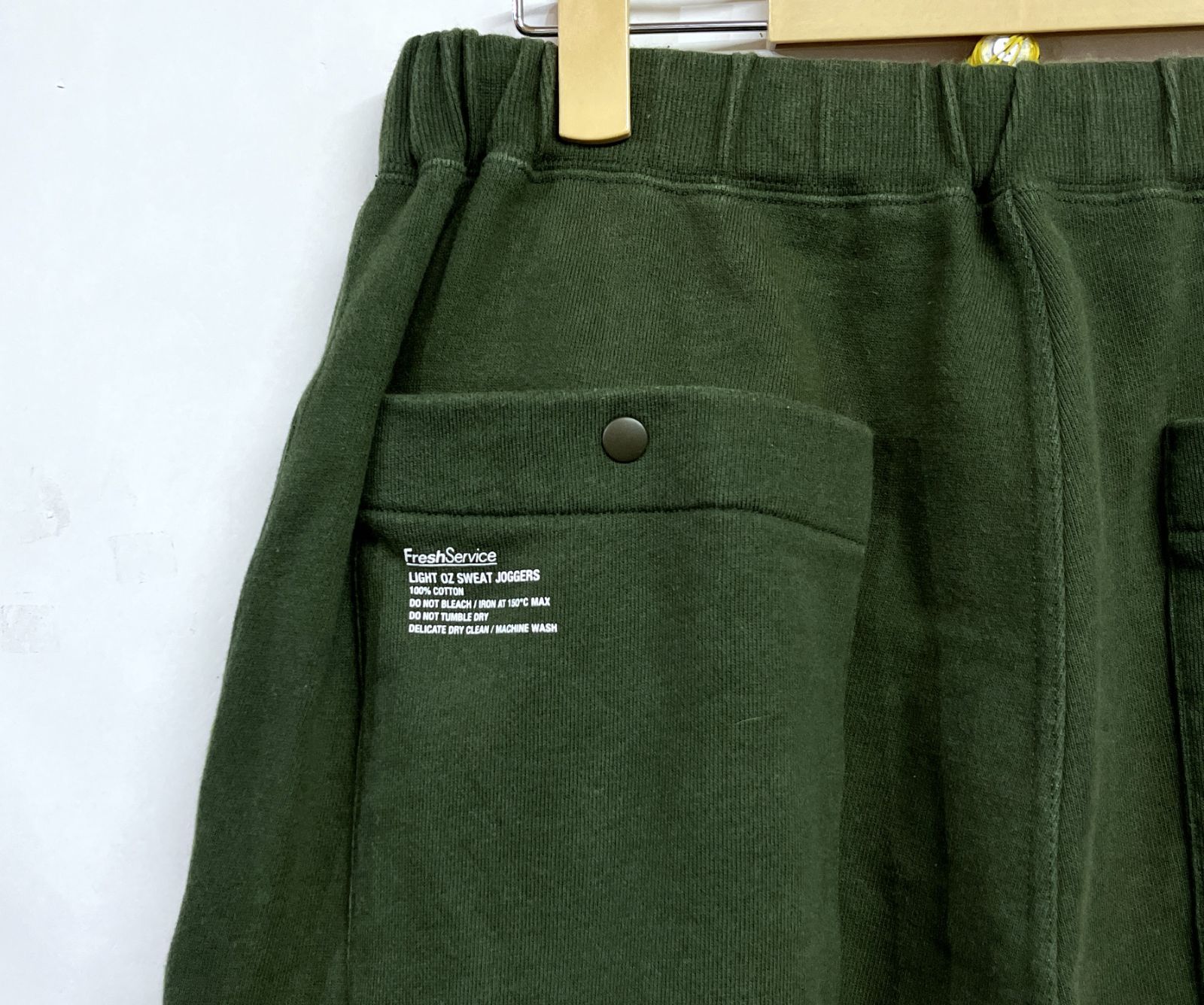 Joggers ライトオンス