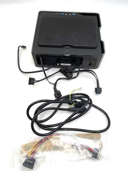 美品】IN WIN INWIN 200W電源搭載 mini-ITXケース 最上位モデル Chopin