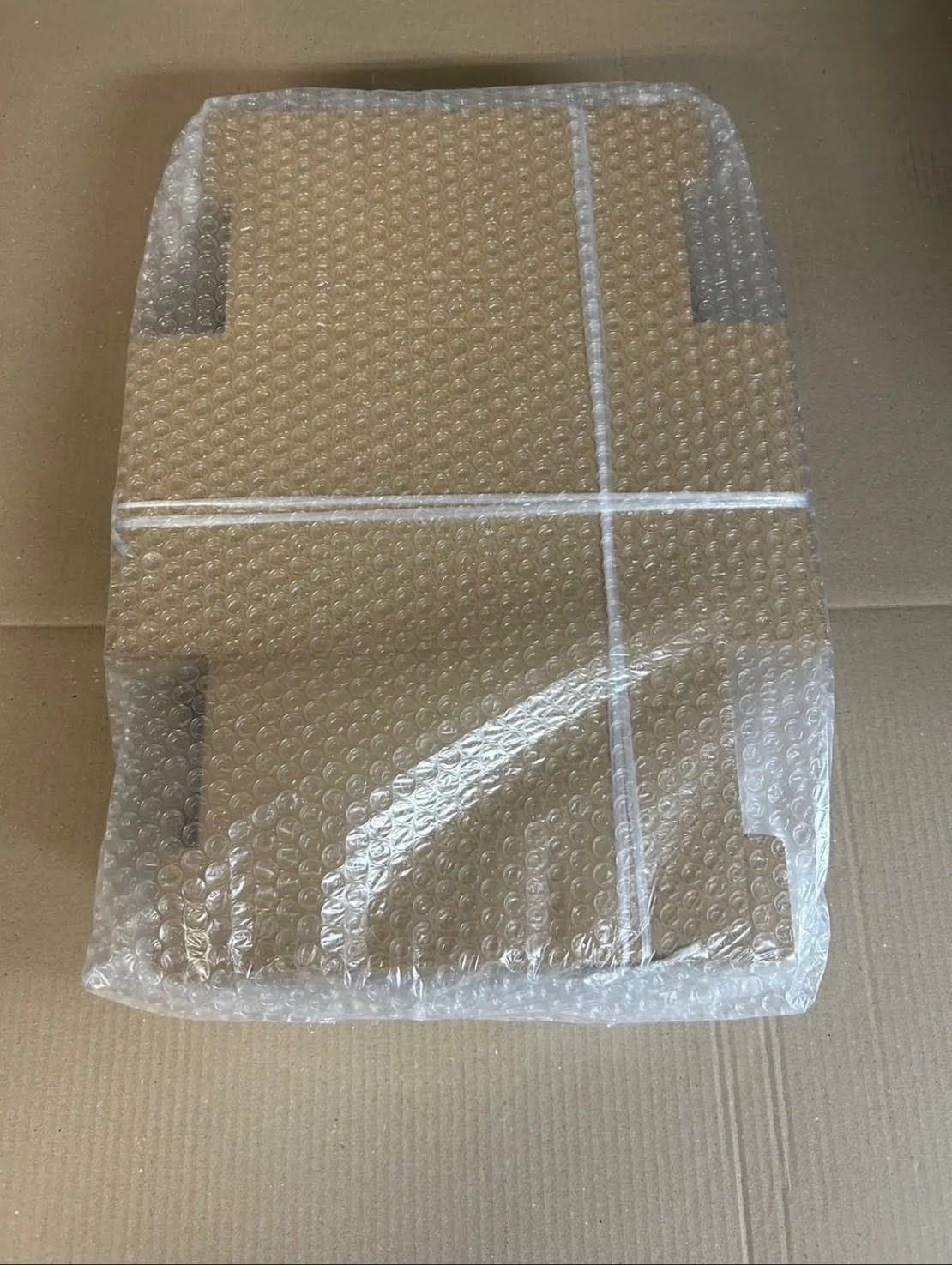 ダンボール