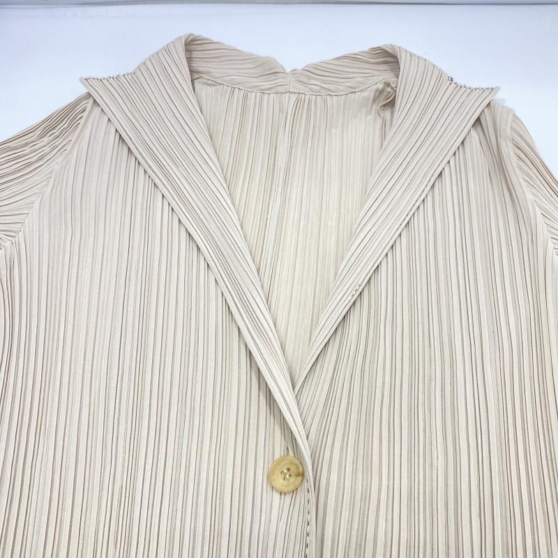 中古】ISSEY MIYAKE FETE プリーツロングジャケット サイズ02