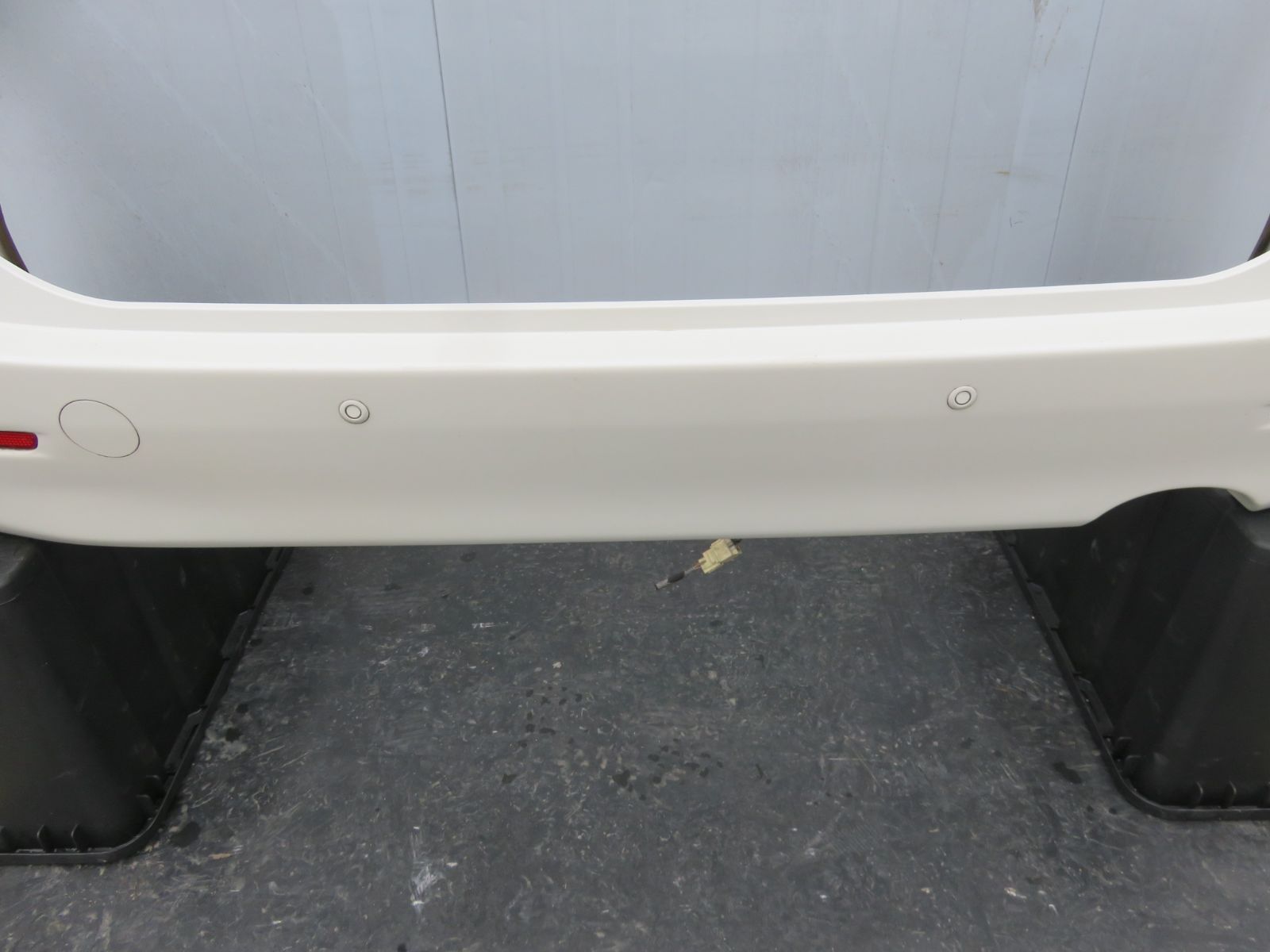 GGH25W 純正リアバンパー