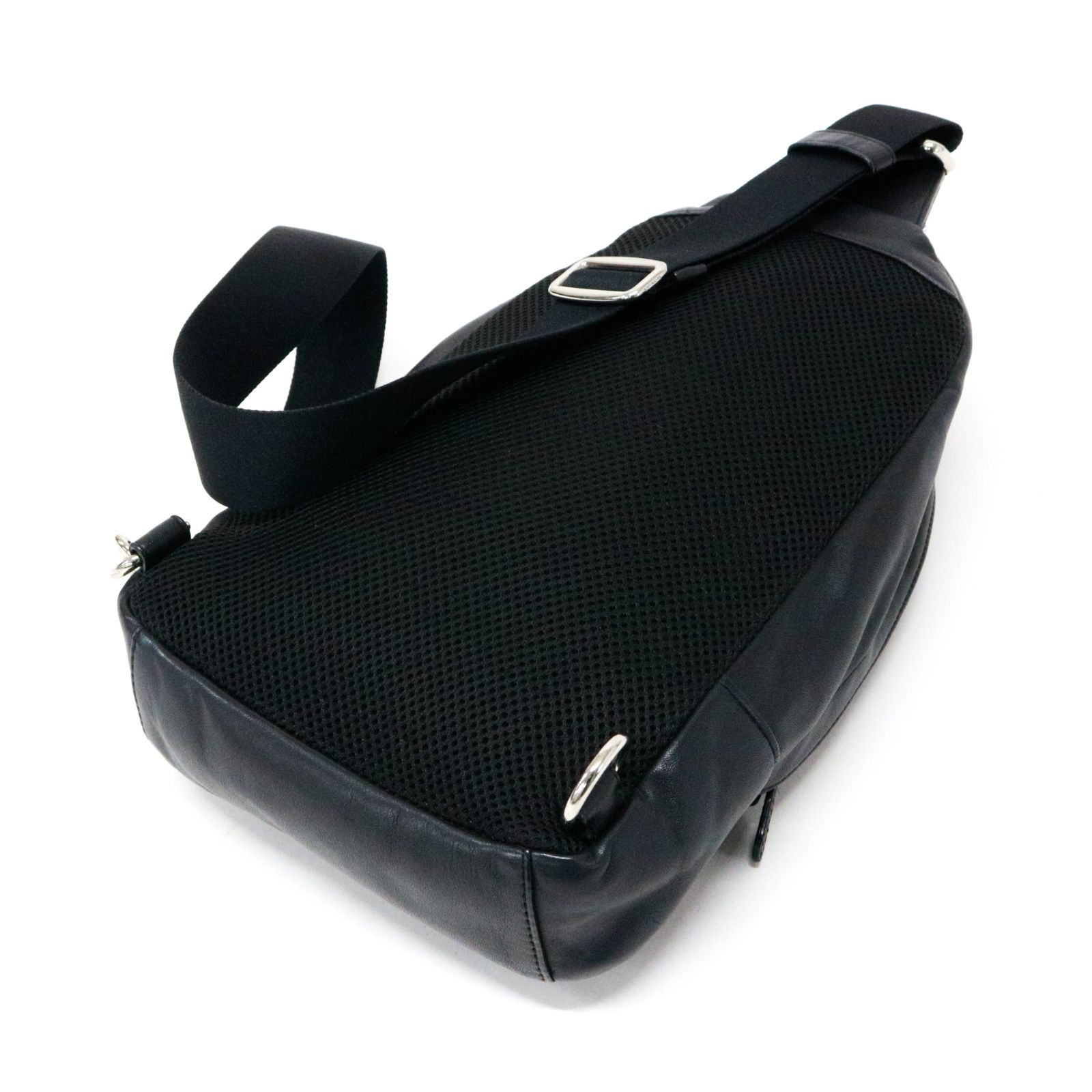 COACH コーチ チャールズ ボディバッグ スリング シグネチャー