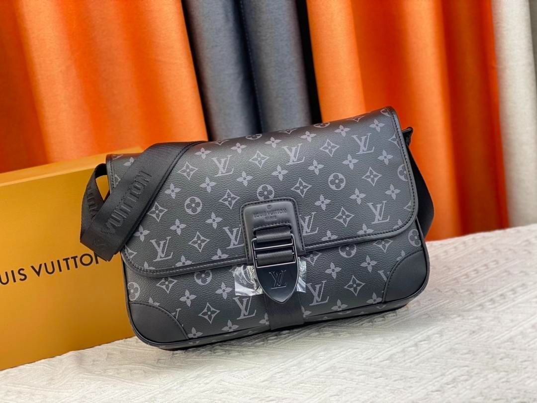 LOUIS VUITTON ルイヴィトン ショルダーバッグ