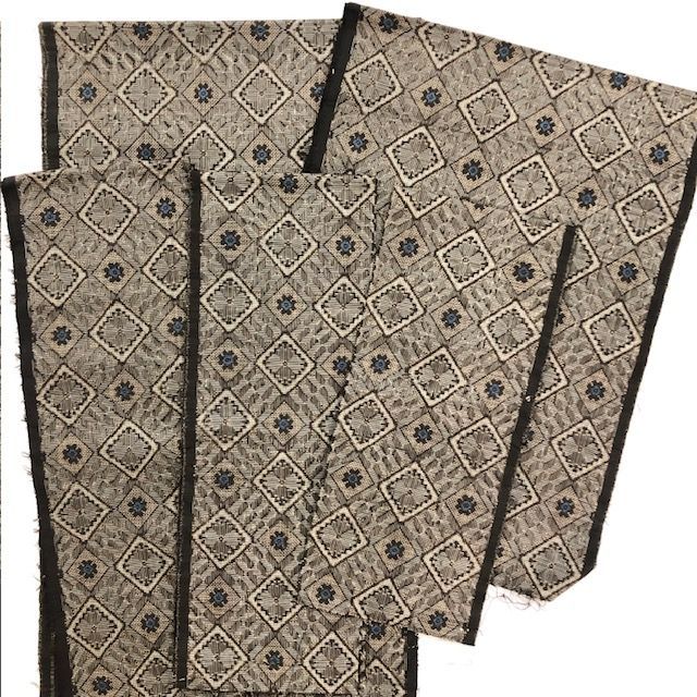 きものキレイ 大島紬 解き済 茶 菱 花 龍郷柄 リユース secondhand KJ002