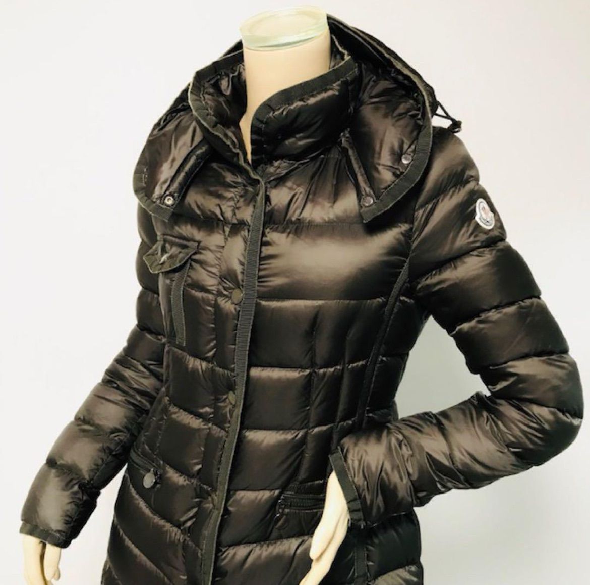 美品☆MONCLER・モンクレール HERMINE レディース ワッペン フード付き