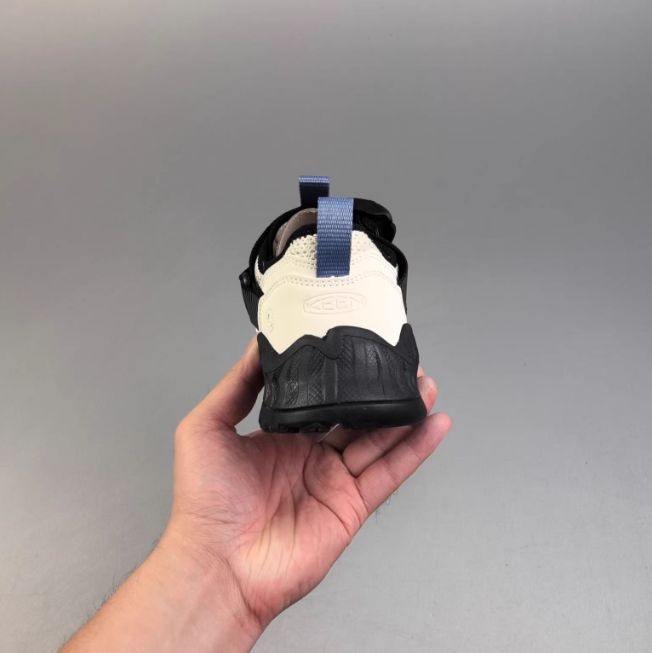 23cm 23.5cm