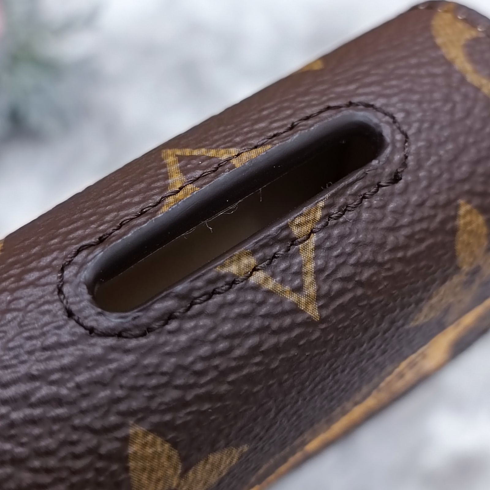 【セール中】 LOUIS VUITTON バッグホルダー チャーム ブルドック LOUISVUITTON 》 ☆美品☆ ルイヴィトン ドッグ バッグ ホルダー