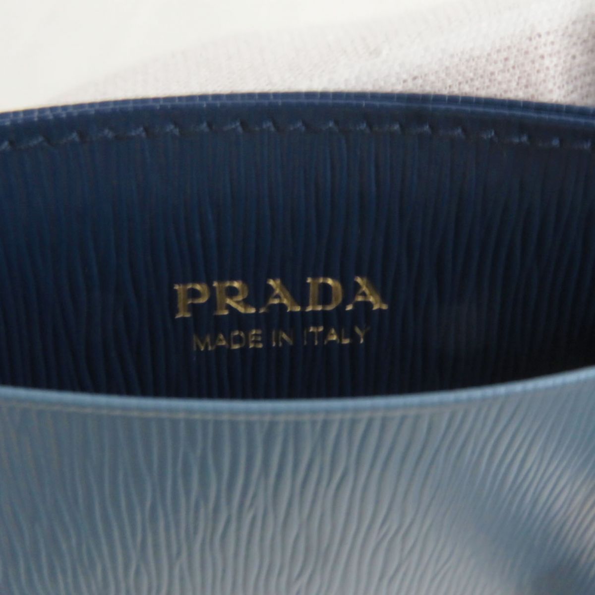 未使用品○2020年購入 PRADA プラダ 1MC208 ヴィテロ レザー バイ