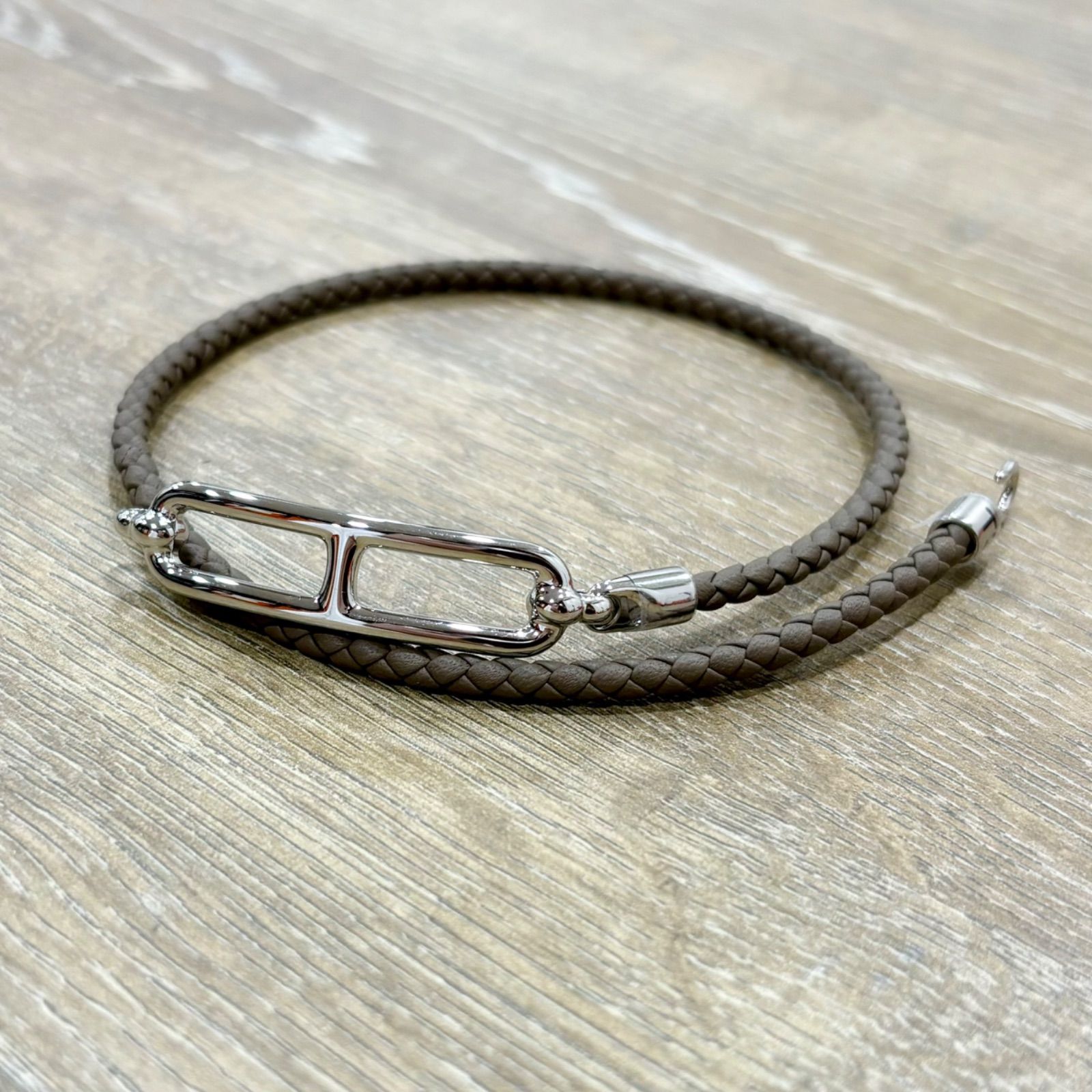 【美品】エルメス レザー ブレスレット ルリ ドゥ ブルトゥール ブ ブラック レザーブレスレット 《ルリ》 ドゥブルトゥール | Hermès