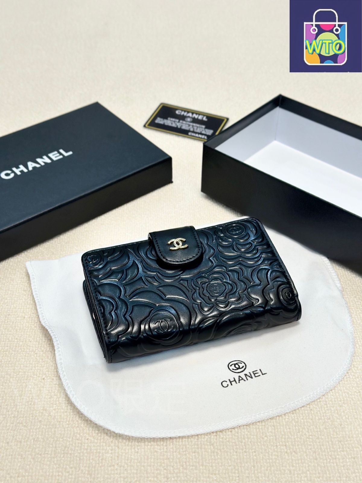 CHANEL カメリア　ストレート新品未使用 本日特価] シャネル レディース ウォレット カメリアデザイン