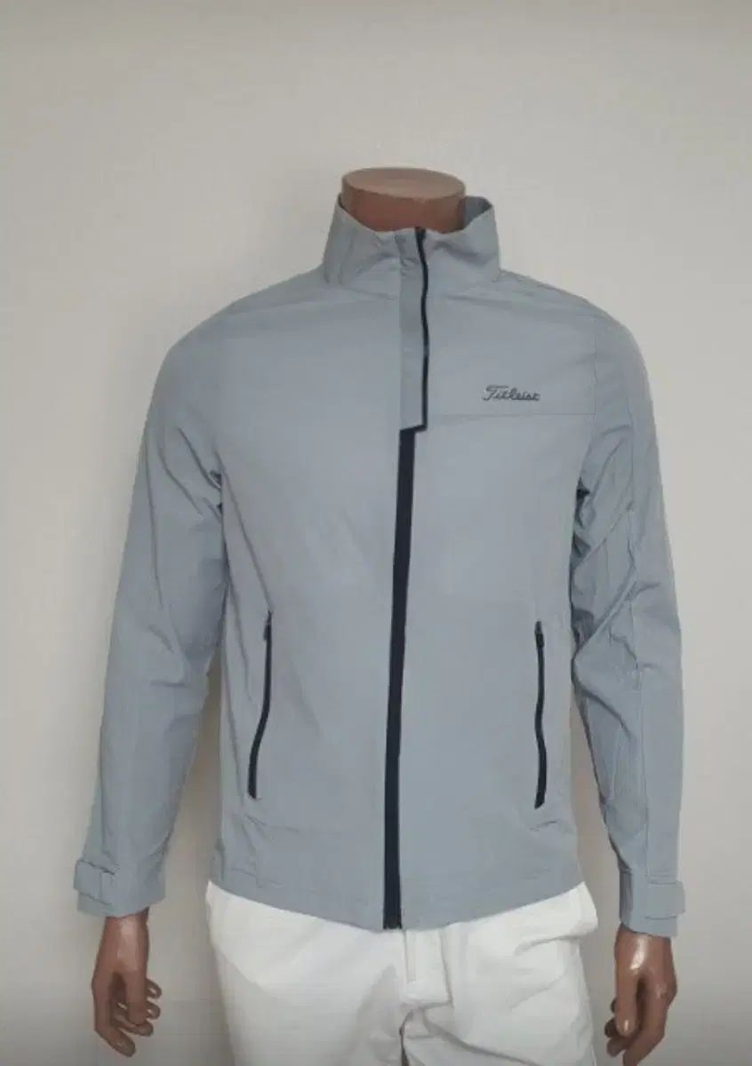 メンズゴルフウェア Titleist タイトリスト ゴルフ 機能性ウィンドブレーカー