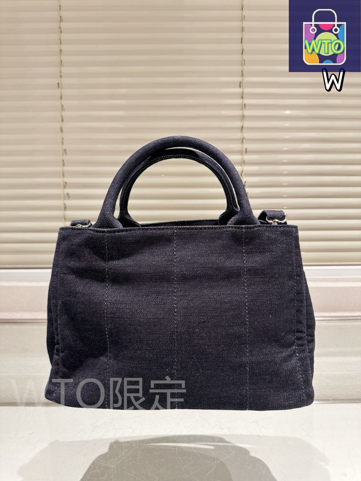 PRADA プラダ バッグ　カナパ プラダ カナパ 三角ロゴ プレート ショルダーバッグ