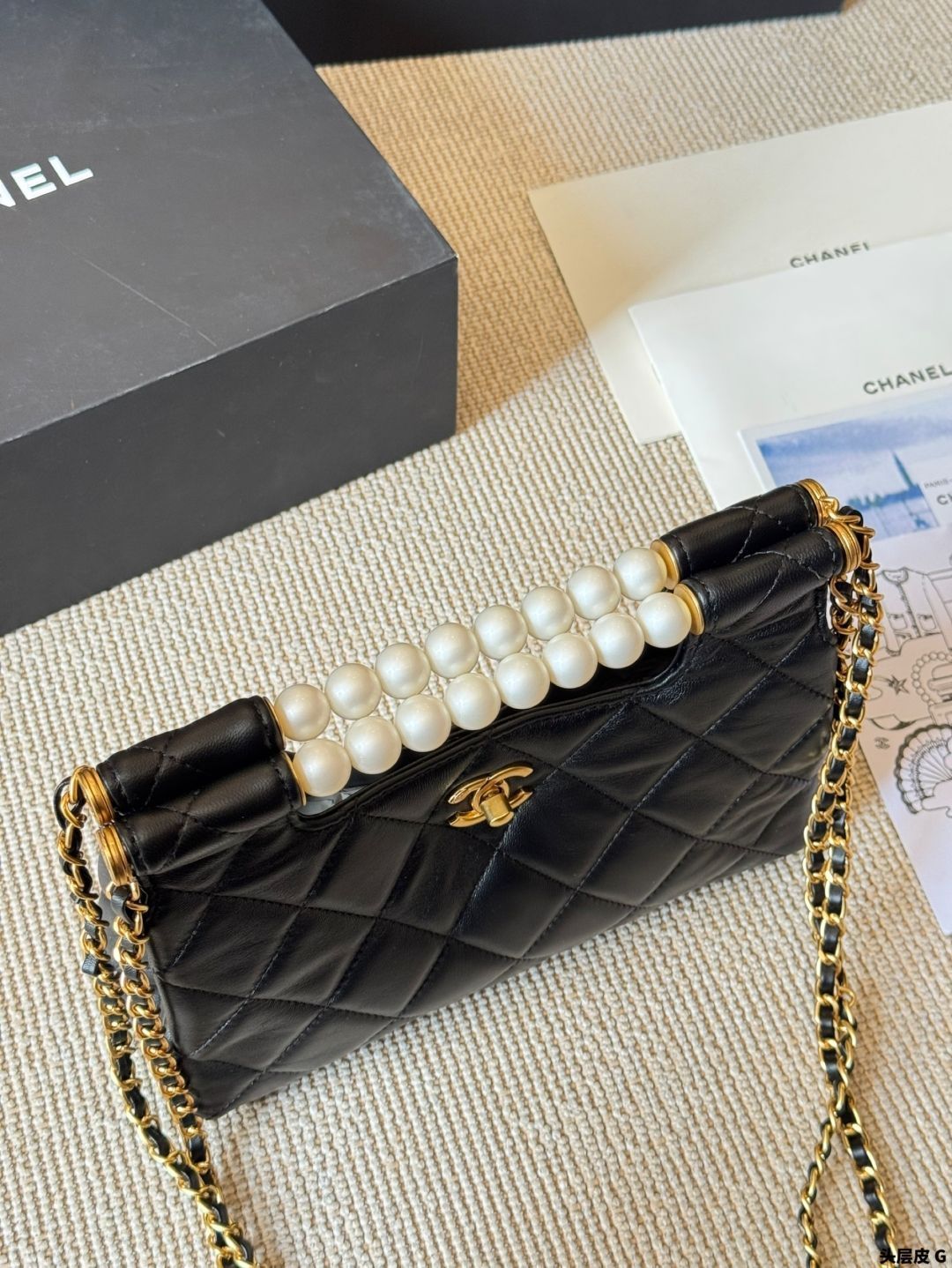 未使用 レア　CHANEL　シャネル パール クラッチバッグ シャネル】ミニ チェーンクラッチ バッグ ホワイト 手元在庫