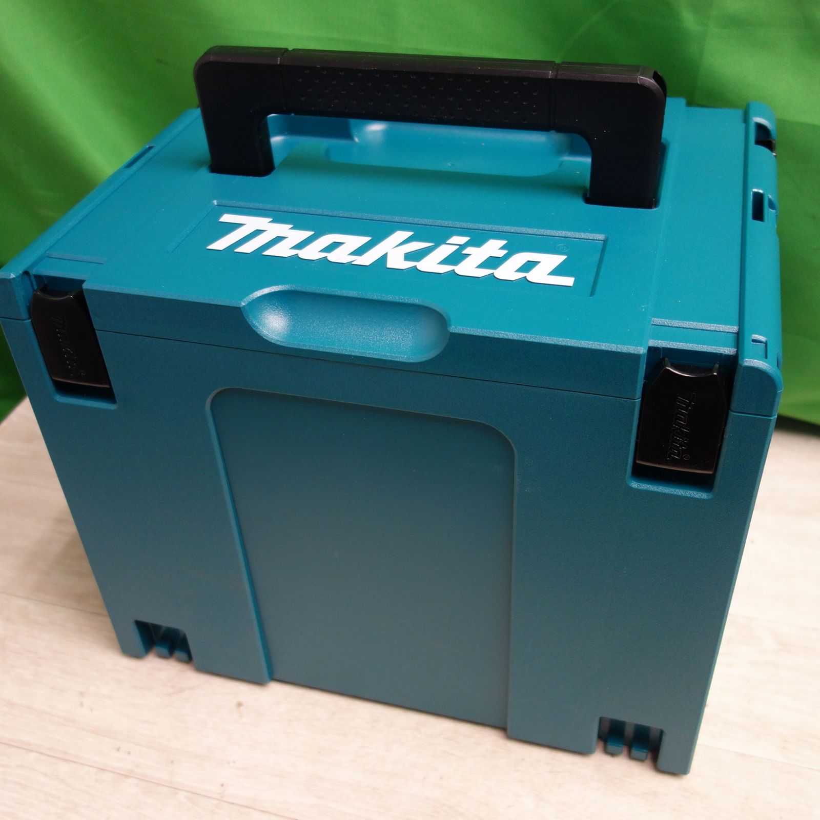 送料無料] バッテリー2個付き！美品☆マキタ 165mm 充電式 マルノコ