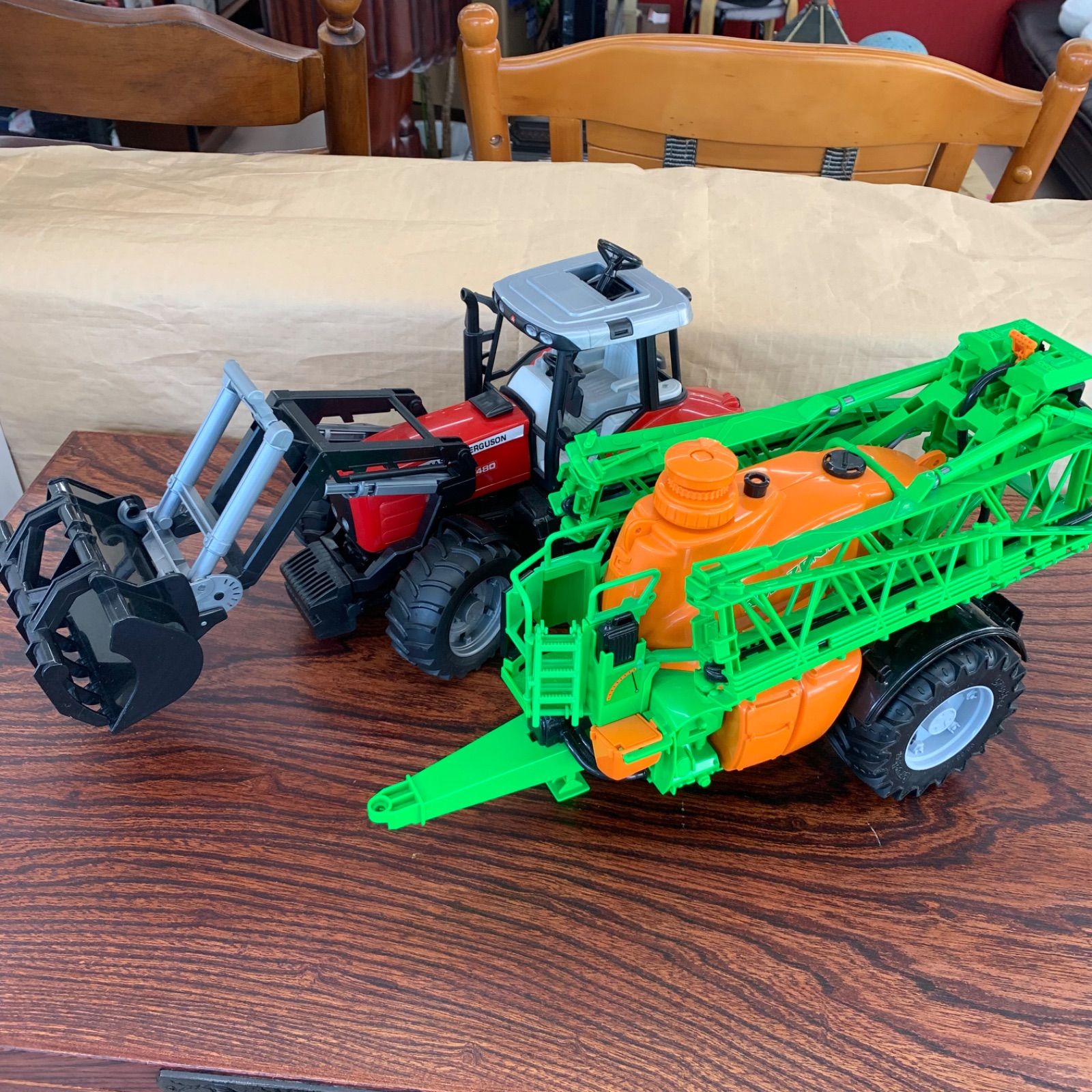 ☆ ブルーダー社 トラクター スプレーヤー 2点セット おもちゃ 農作業