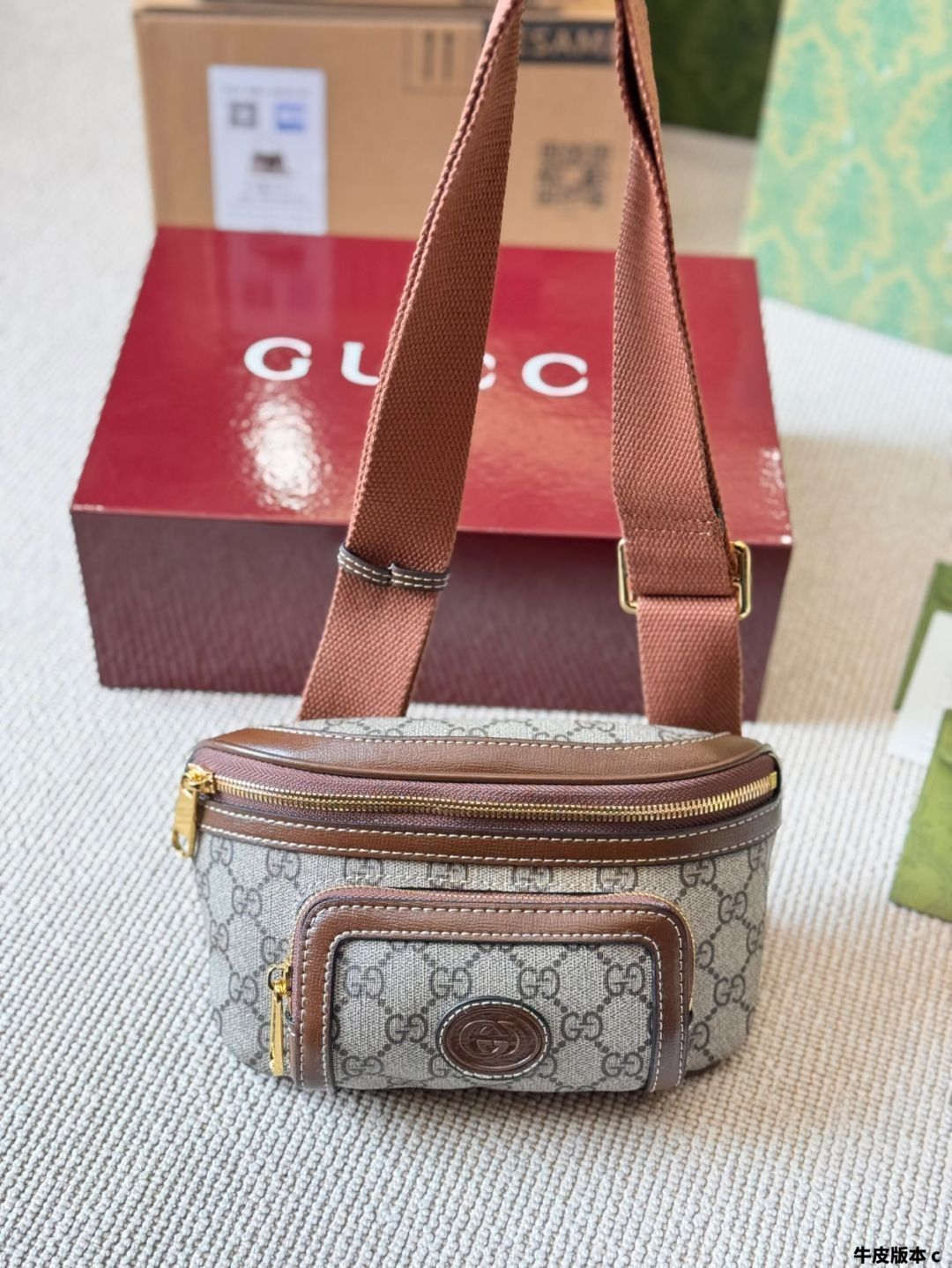 今日特価】Gucci 胸バッグ / ウエストバッグ グッチ プリント