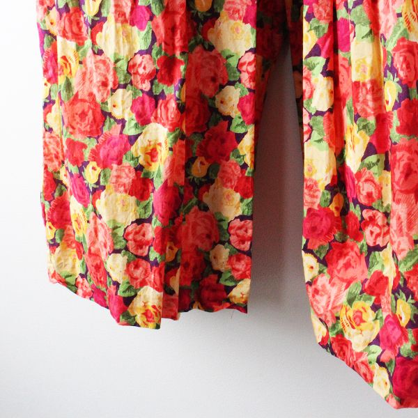 【美品】　YAECA リバティー柄タックキュロット YAECA (ヤエカ) WRITE CULOTTES LIBERTY / ライトキュロットリバティ