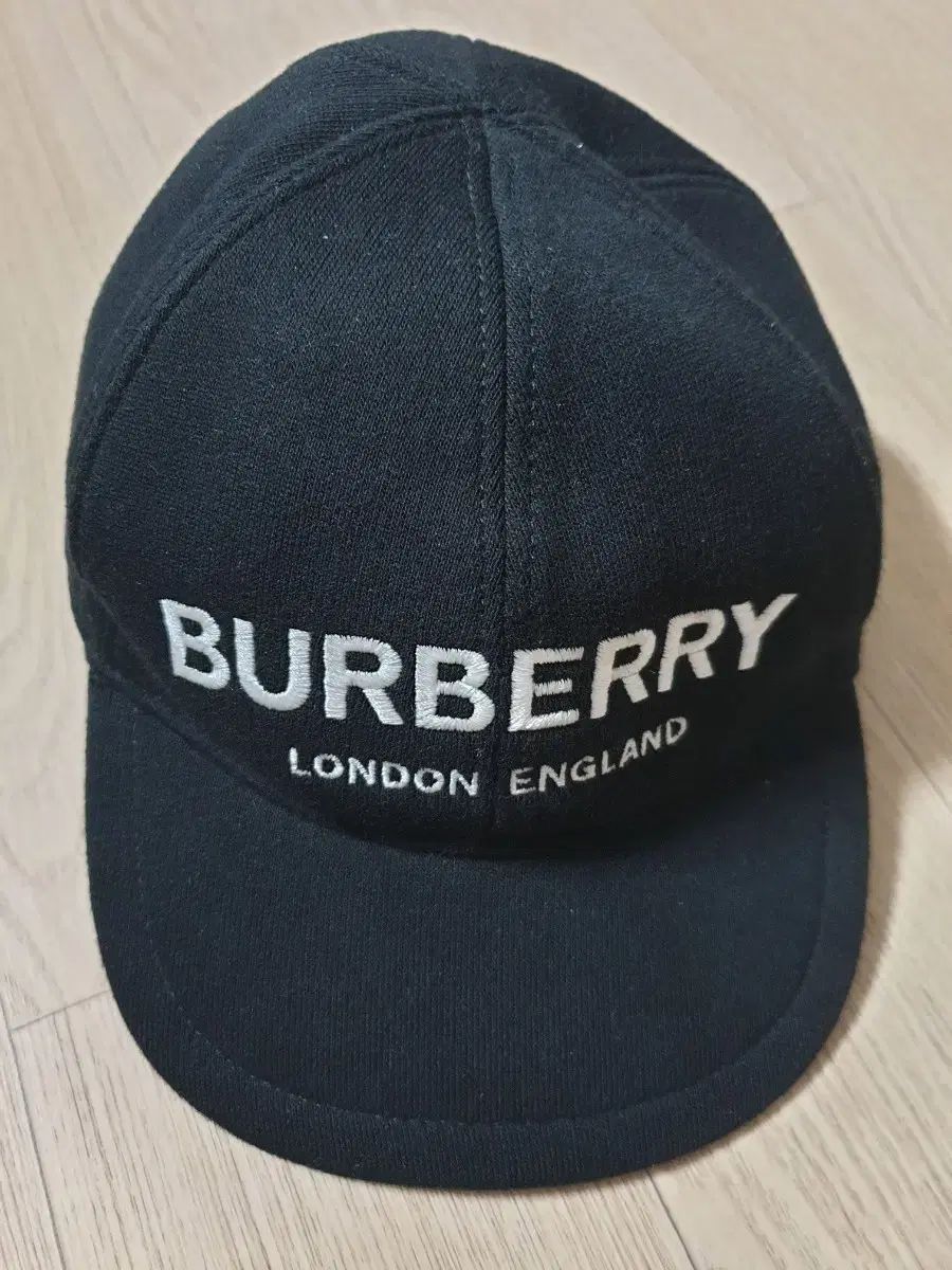 BURBERRY バーバリー キッズ 帽子