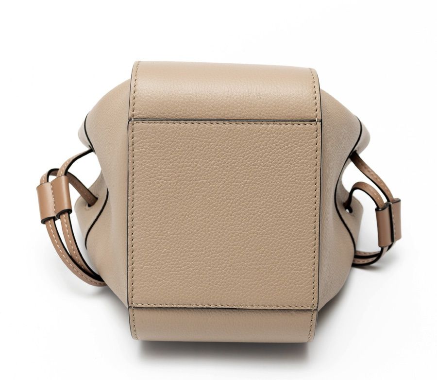 LOEWE】 ロエベ カーフ×ジャガード ハンモック ドローストリングバッグ