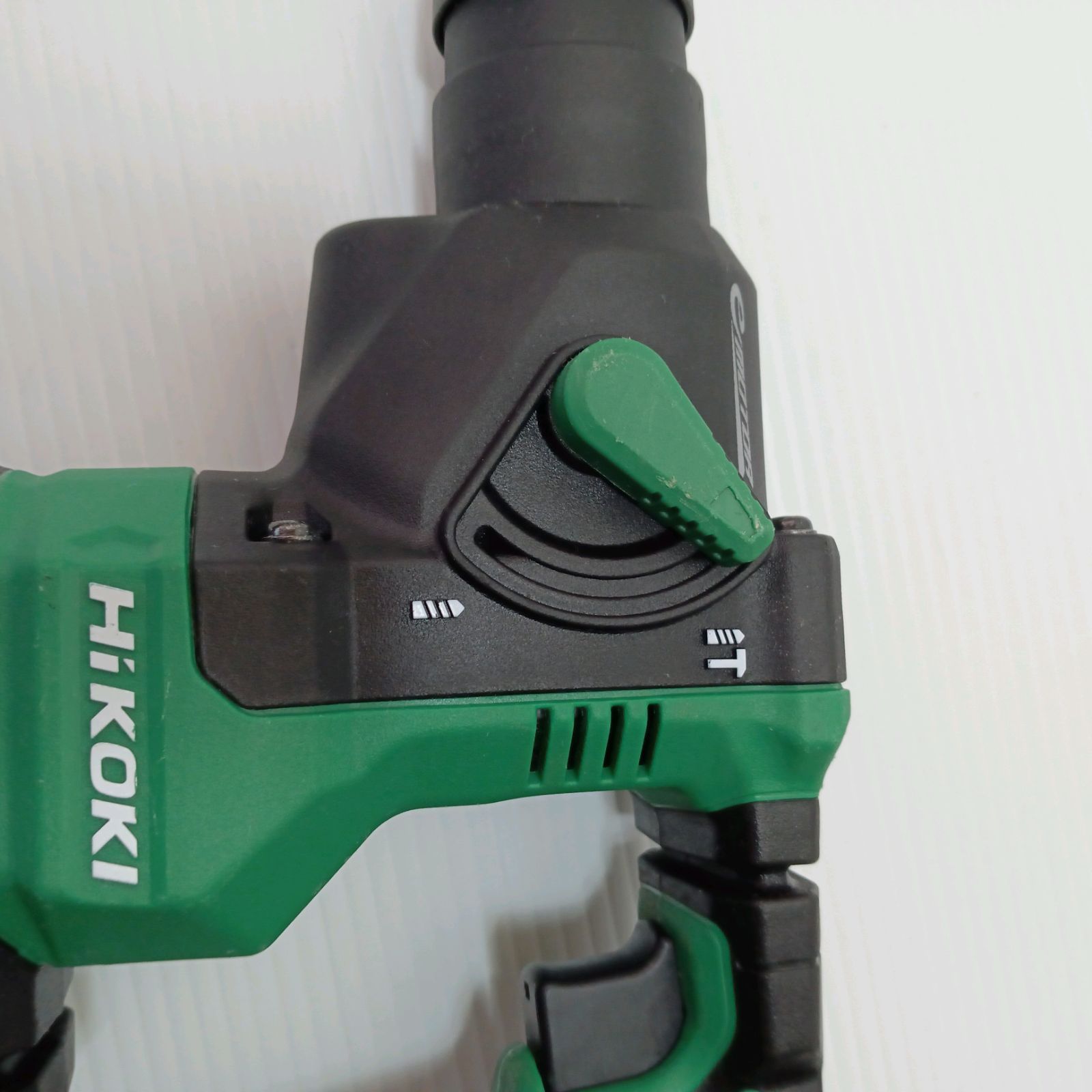 Hikoki18mmコードレスロータリハンマドリルDH 18DPA 機械工具SHOP メルカリ