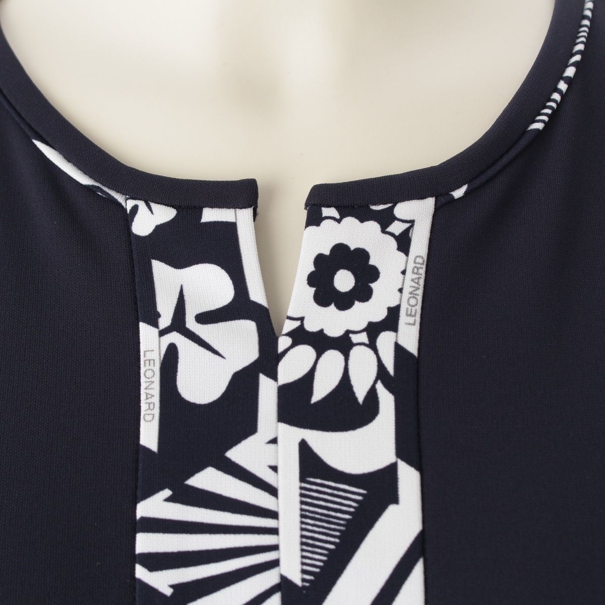 0559633 ネイビー