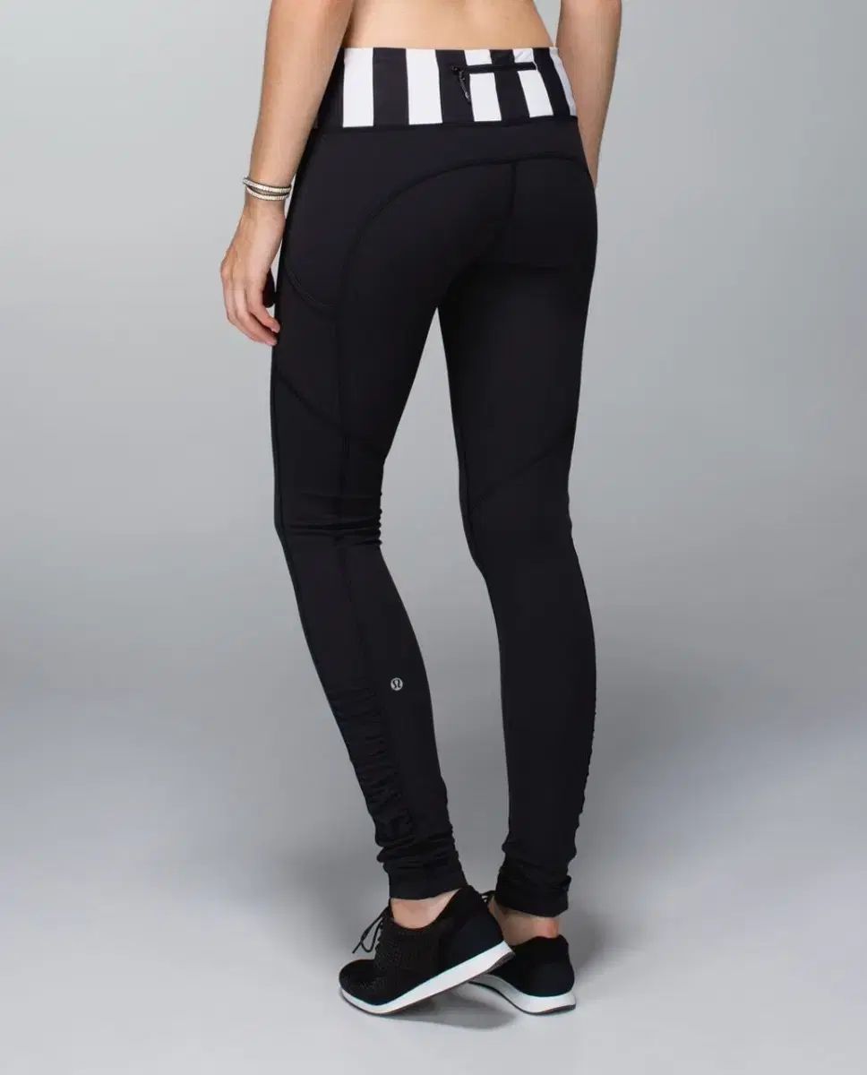 lululemon - ルルレモン WakeAndTrainTight28”NULUXサイズ6レギンス ウィメンズ レギンス＆タイツ 【ルルレモン公式｜lululemon