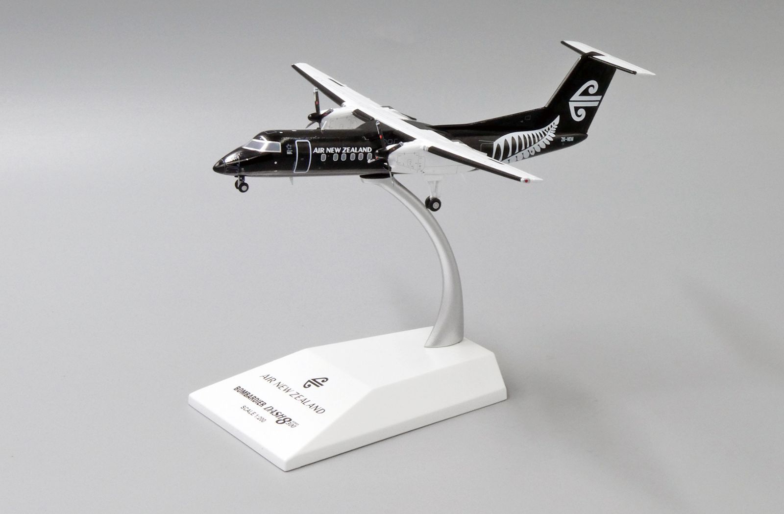 模型・プラモデル Jcwings ニュージーランド航空 Dash8-Q300 ZK-NEM 1
