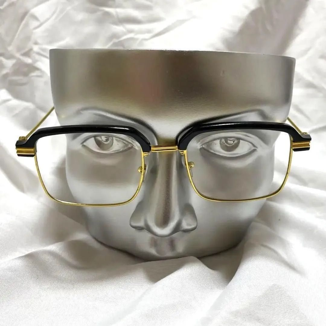 ブラックメタルフレーム 四角形メガネ ブラックメタルフレーム 四角形