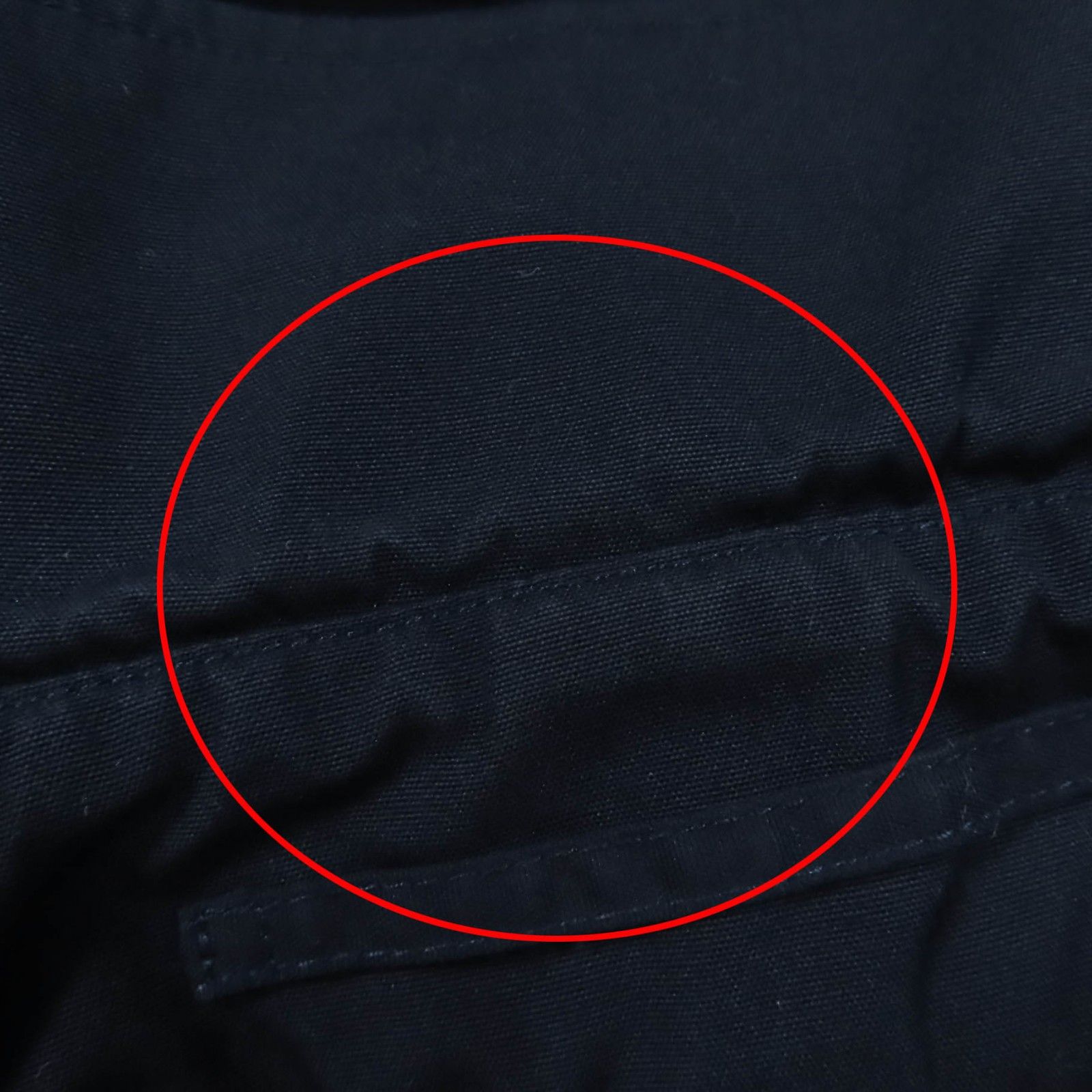 ロゴボタン トレンチコート