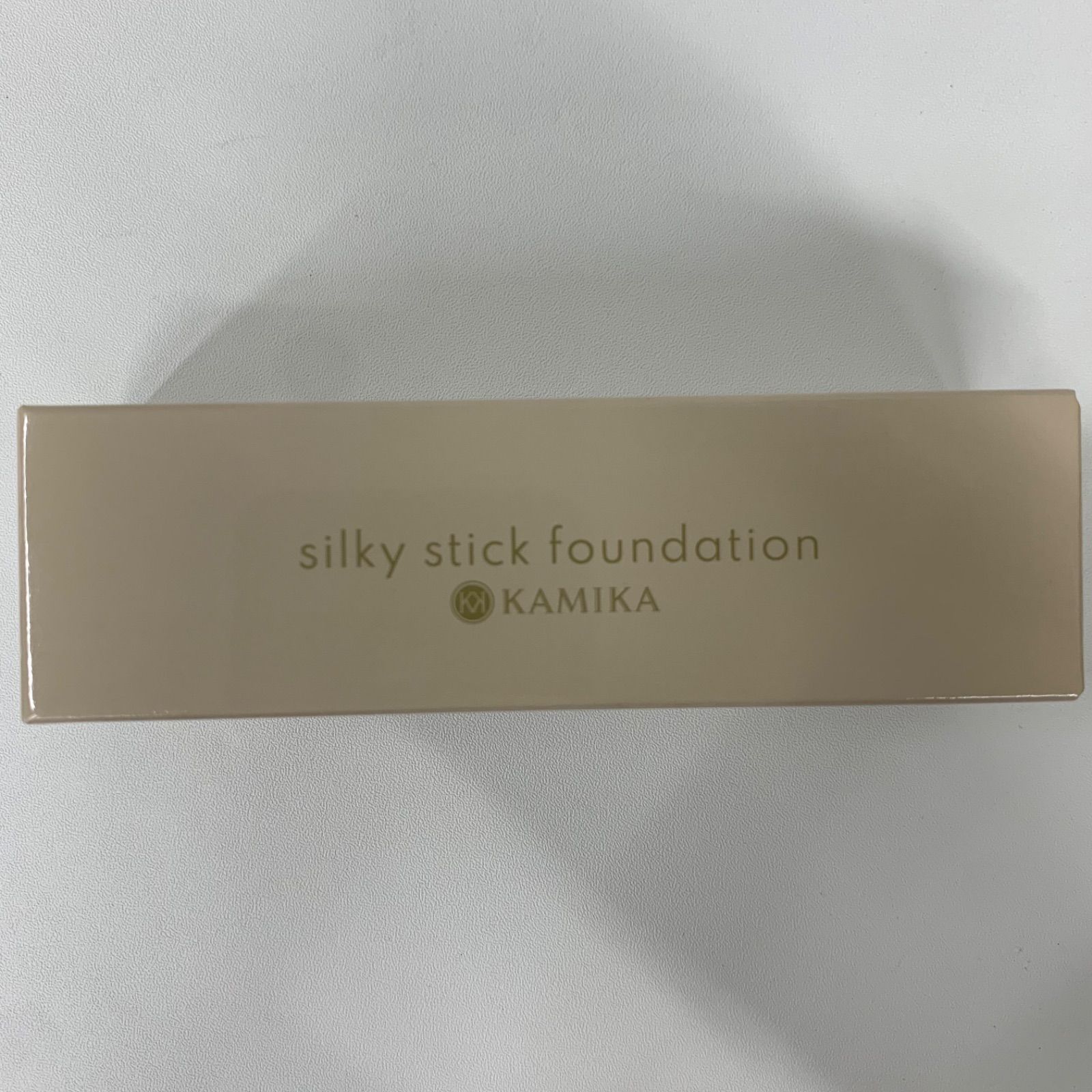 【新品・未使用・未開封】カミカ KAMIKA シルキースティックファンデーション シルキースティックファンデーション | KAMIKA（カミカ